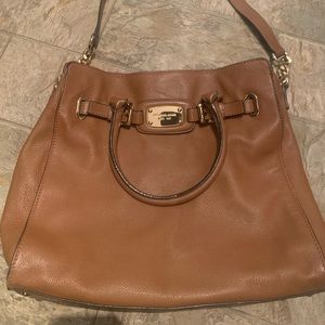 Large michael kors laptop top great condition